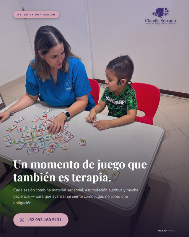 Fotografía real de una sesión de terapia de lenguaje con material sensorial